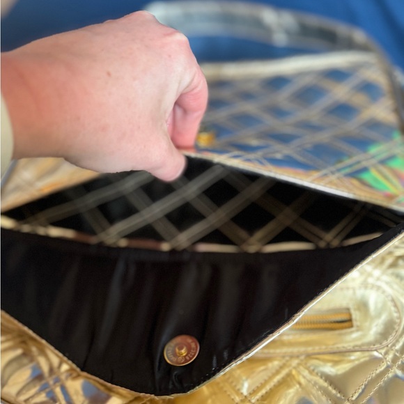 PurseN Quilted Metallic Crossbody - Silver - Picture 13 of 15